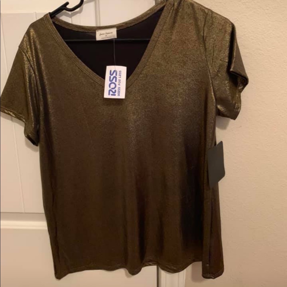 Shimmery top